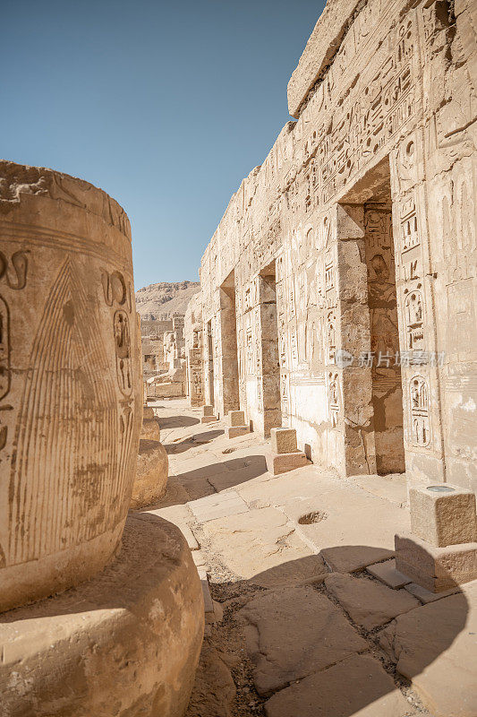 Medinet Habu神庙的柱子